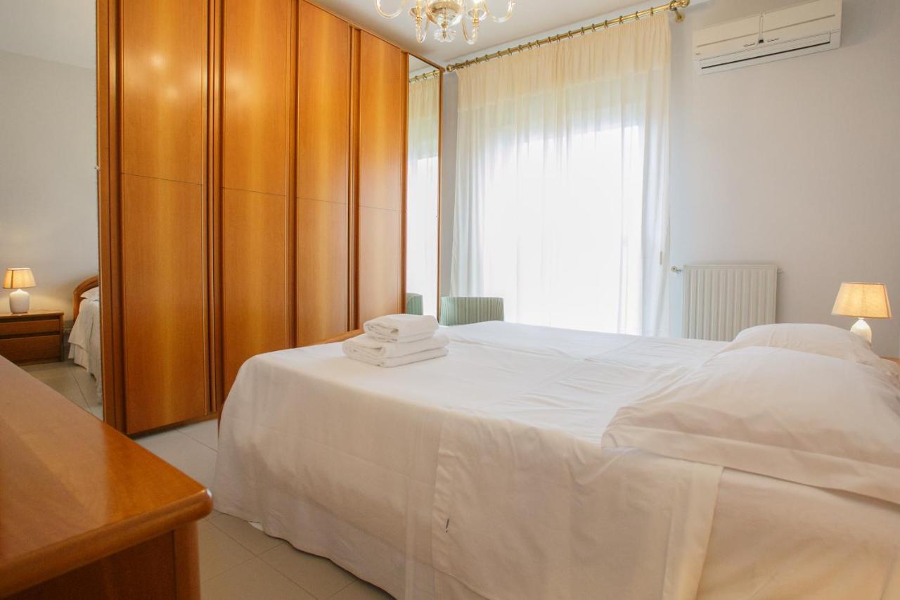 Ginevra Apartment Чефалу Екстериор снимка