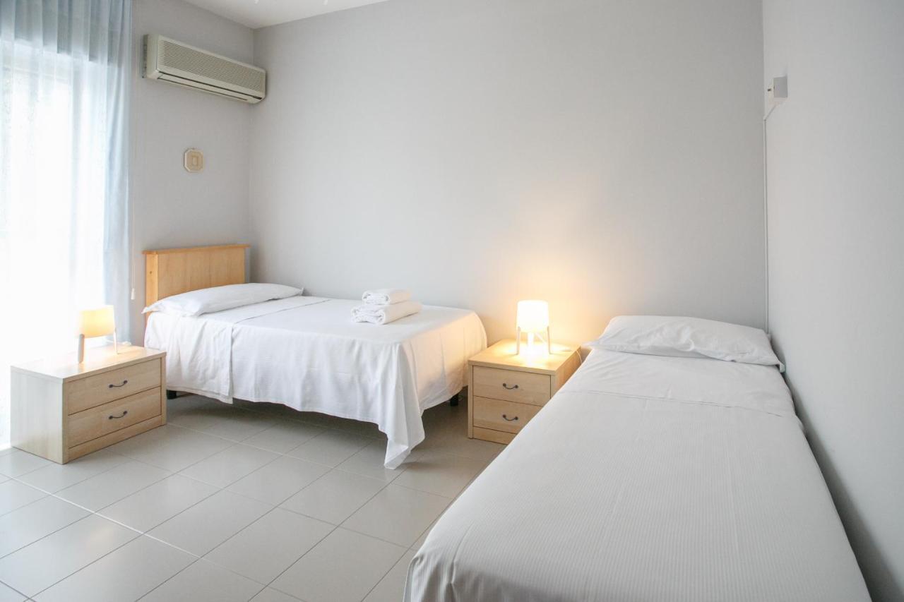 Ginevra Apartment Чефалу Екстериор снимка